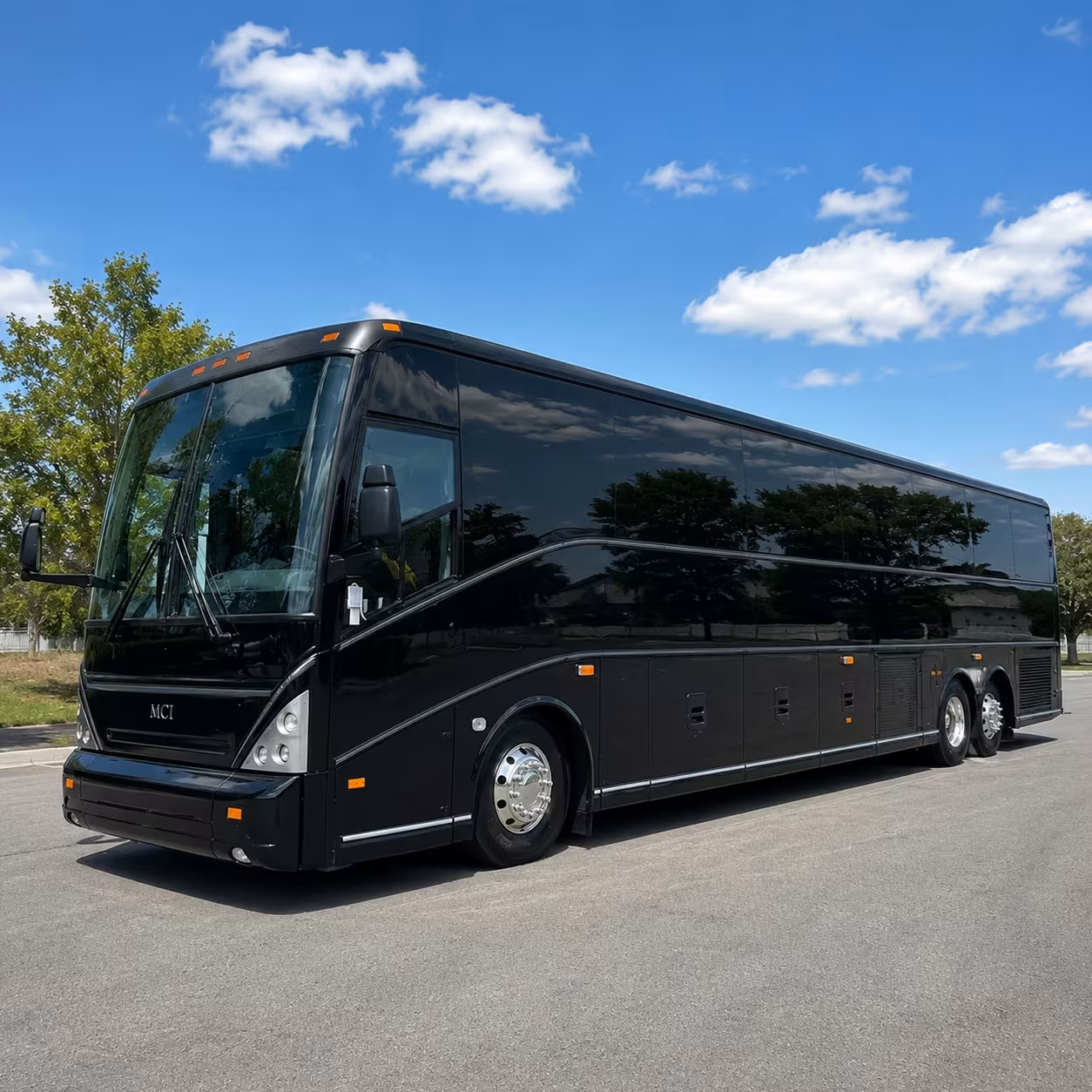 corporate and employee shuttle bus rentals in everett