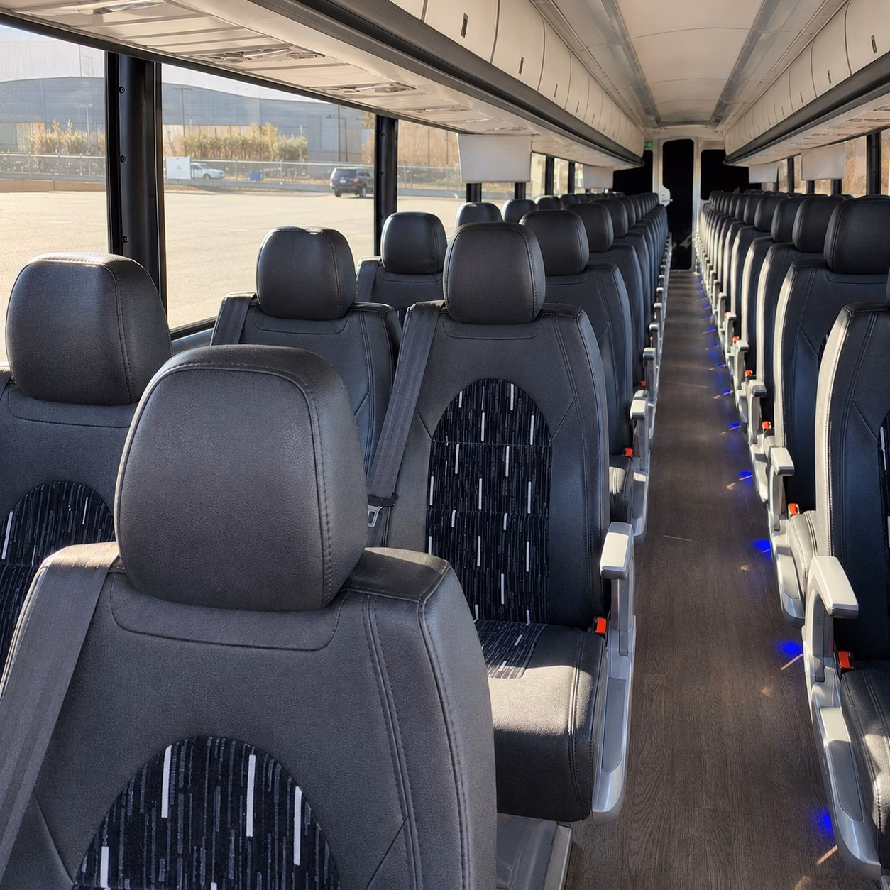 everett charter bus rentals to sea tac airport sea