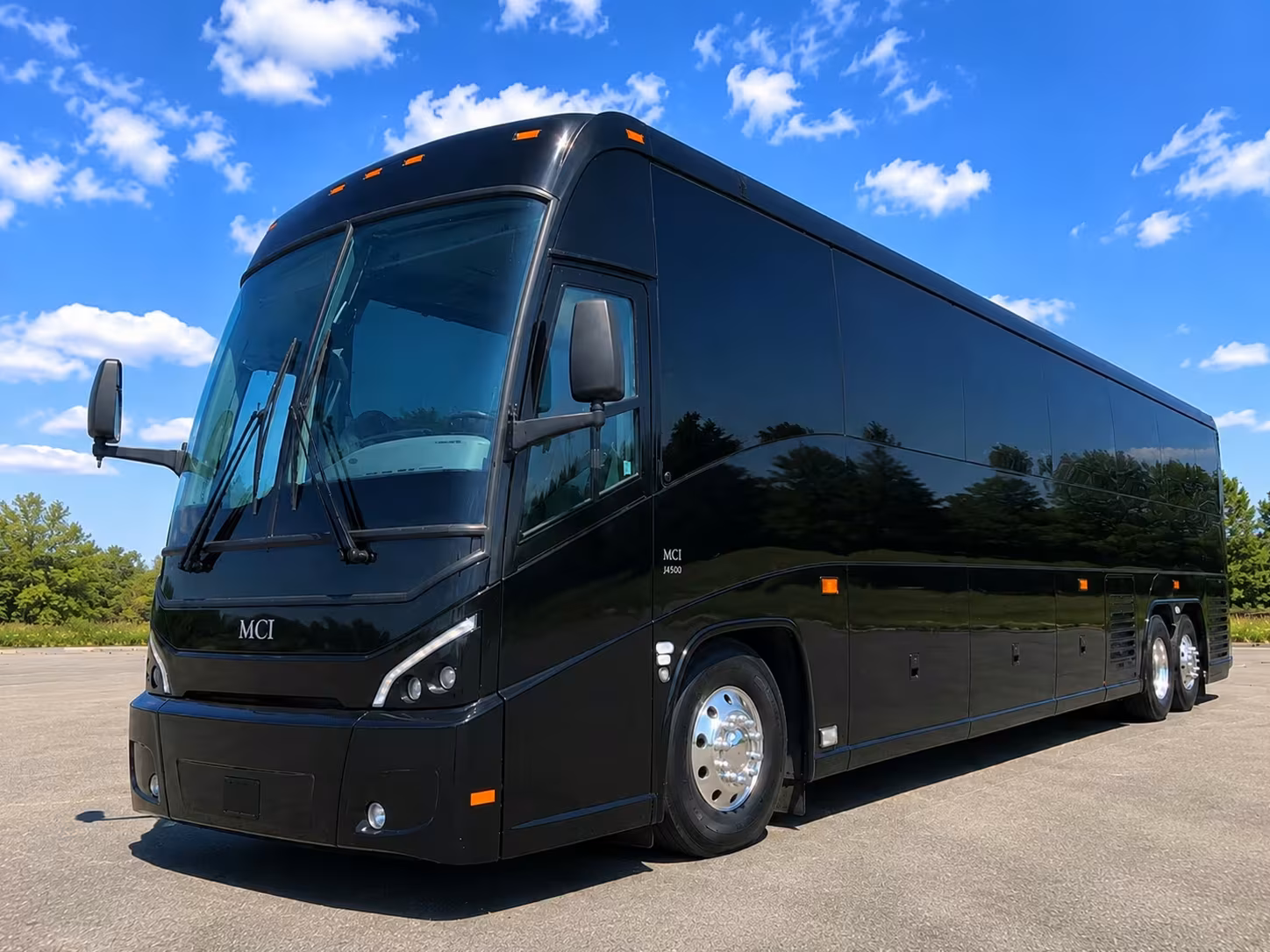 everett concert and arena event charter bus rentals