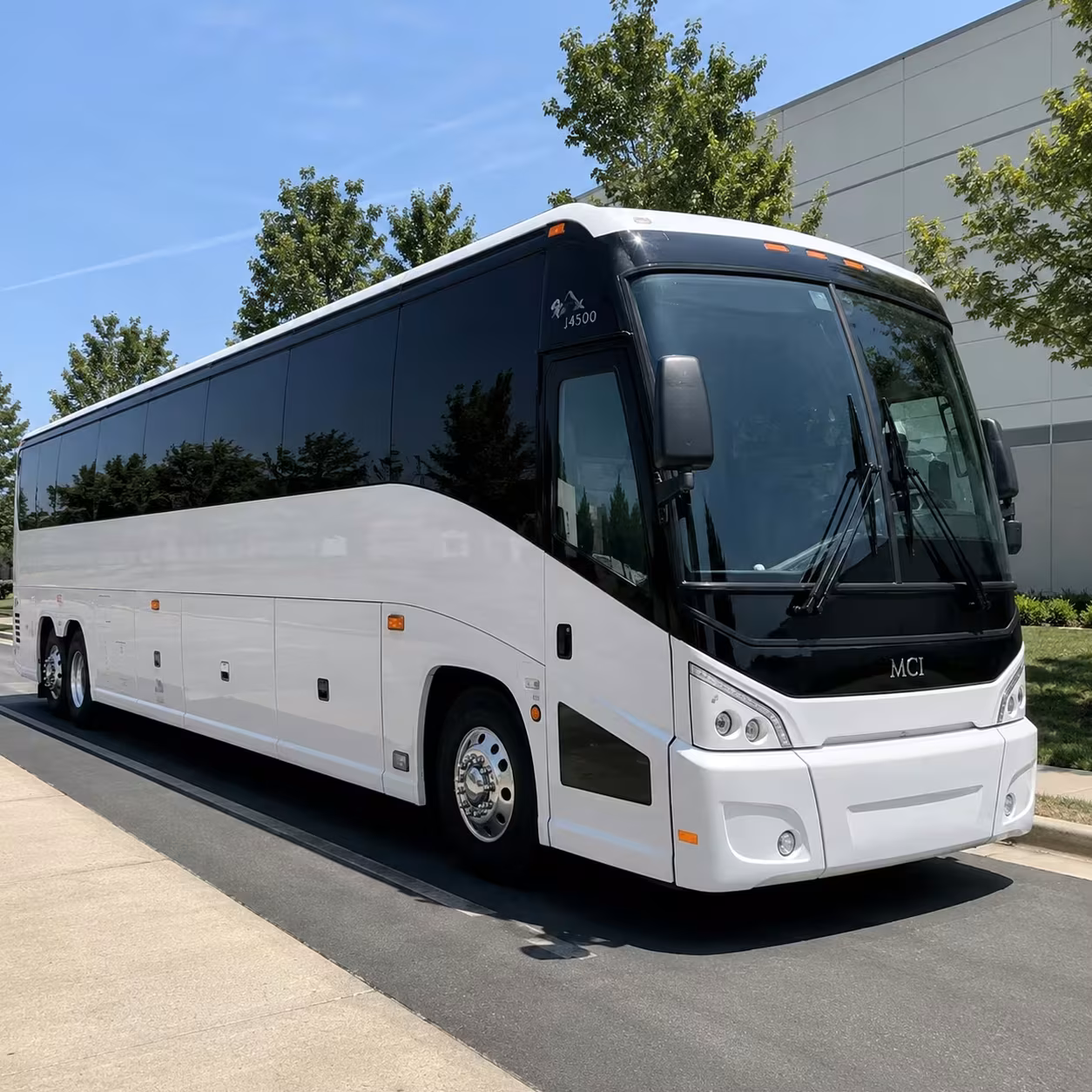 everett concert shuttles to angel of the winds arena