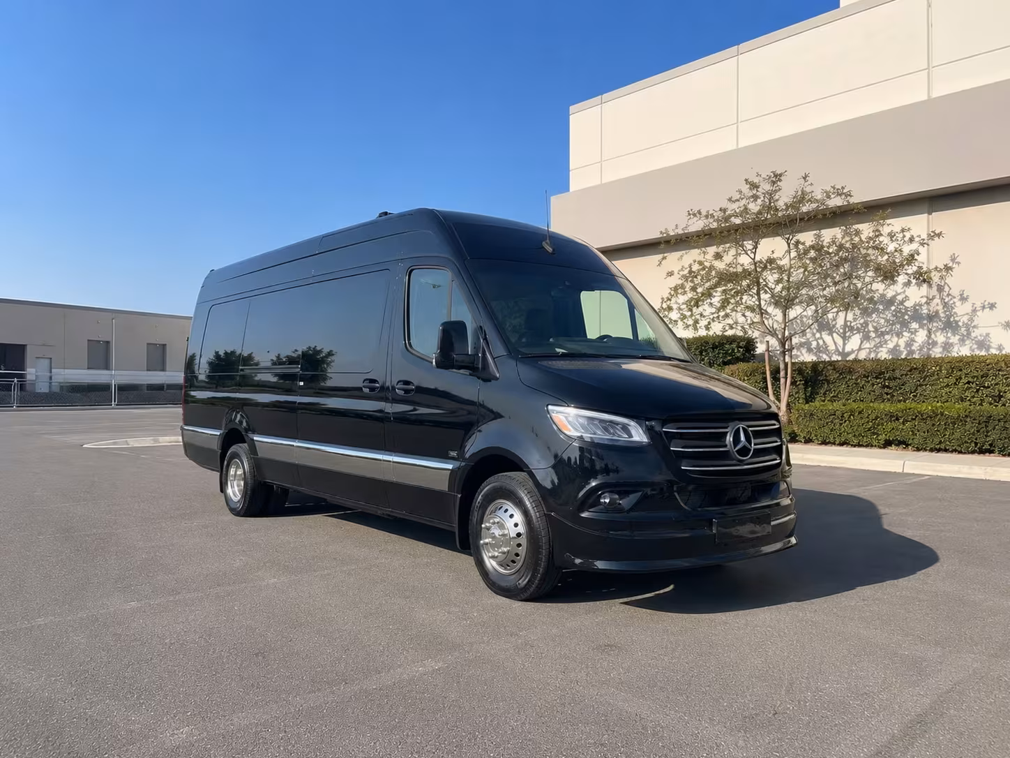 everett sprinter limo rental