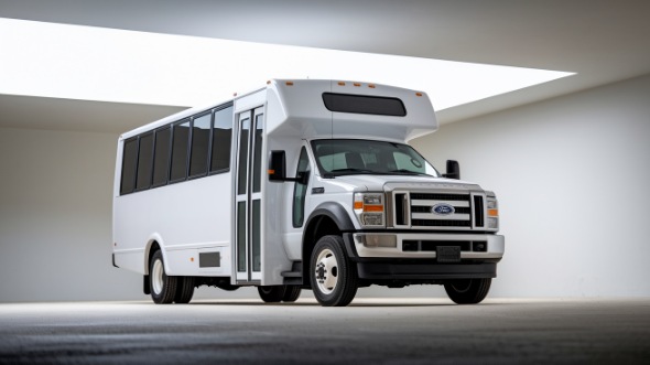 everett 15 passenger minibus